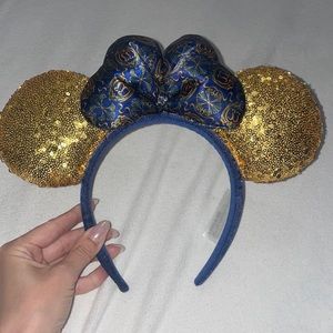 Mickey ears Disneyland club, 33